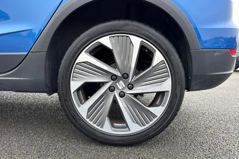 NL22ZJY SEAT Arona 1.5 TSI FR Sport DSG Euro 6 (s/s) 5dr Thumbnail #12