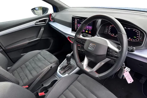 NL22ZJY SEAT Arona 1.5 TSI FR Sport DSG Euro 6 (s/s) 5dr Thumbnail #13