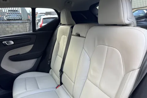 YA70XWD Volvo Xc40 1.5 T3 Inscription Pro Euro 6 (s/s) 5dr Thumbnail #13