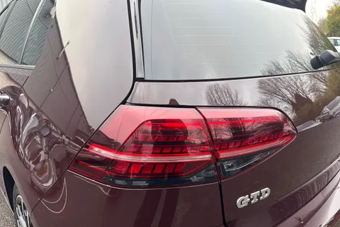 VE67LXM Volkswagen Golf 2.0 TDI GTD Euro 6 (s/s) 5dr Thumbnail #15