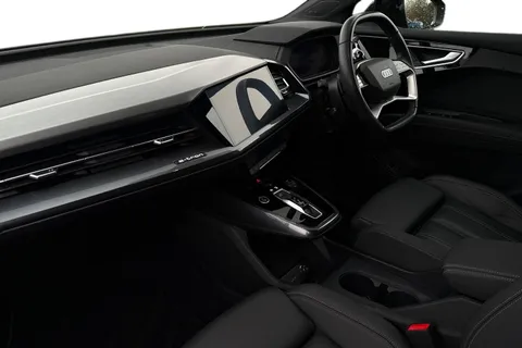 BP73HLO Audi Q4 e-tron Q4  (S) Black Edition 45 e-tron  210,00 kW Thumbnail #14