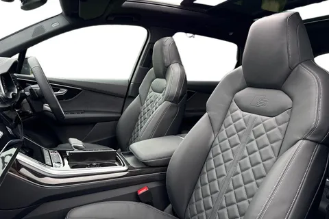 Audi SQ7 4.0 TFSI V8 Black Edition Tiptronic quattro Euro 6 (s/s) 5dr Thumbnail #16