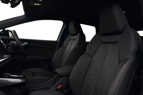 BP73HLO Audi Q4 e-tron Q4  (S) Black Edition 45 e-tron  210,00 kW Thumbnail #15