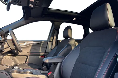 PJ24WXW Ford Kuga 2.5 PHEV ST-Line X Edition 5dr CVT Thumbnail #16