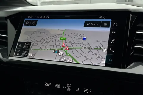 BP73HLO Audi Q4 e-tron Q4  (S) Black Edition 45 e-tron  210,00 kW Thumbnail #16