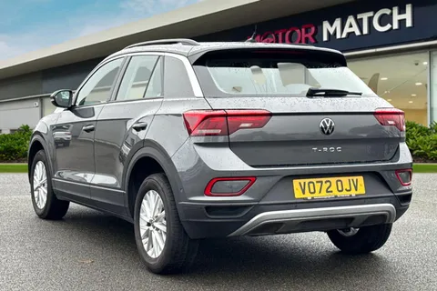 VO72OJV Volkswagen T-Roc 1.0 TSI Life Euro 6 (s/s) 5dr Thumbnail #2