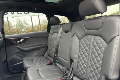 Audi SQ7 4.0 TFSI V8 Black Edition Tiptronic quattro Euro 6 (s/s) 5dr Thumbnail #19
