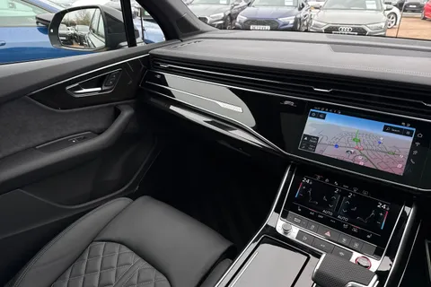  Audi Q7 SQ7 TFSI Quattro 507 Black Ed 5dr Tiptronic Thumbnail #20