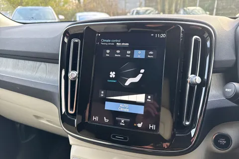 YA70XWD Volvo Xc40 1.5 T3 Inscription Pro Euro 6 (s/s) 5dr Thumbnail #18