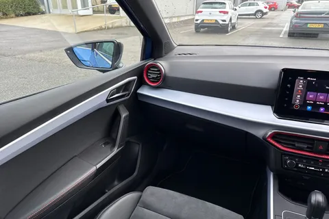 NL22ZJY SEAT Arona 1.5 TSI FR Sport DSG Euro 6 (s/s) 5dr Thumbnail #19