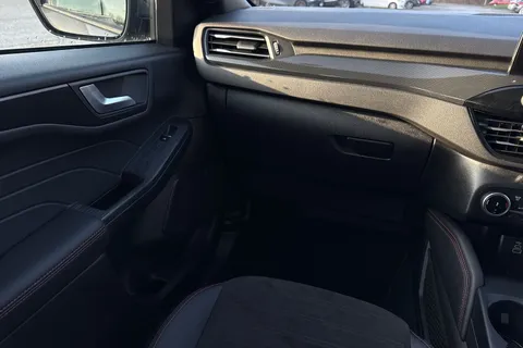 PJ24WXW Ford Kuga 2.5 PHEV ST-Line X Edition 5dr CVT Thumbnail #20