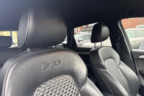 KX66OBU Audi SQ5 3.0 BiTDI V6 Plus Tiptronic quattro Euro 6 (s/s) 5dr Thumbnail #20