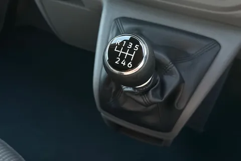 DA75SCV Volkswagen Transporter T28 Panel Van Commerce Plus SWB 110 PS 2.0 TDI 6sp Manual -  Camper Spec Thumbnail #22