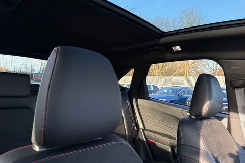 PJ24WXW Ford Kuga 2.5 PHEV ST-Line X Edition 5dr CVT Thumbnail #24