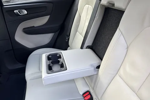 YA70XWD Volvo Xc40 1.5 T3 Inscription Pro Euro 6 (s/s) 5dr Thumbnail #24