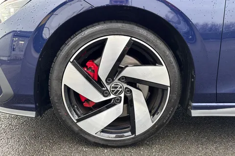 CX70OOE Volkswagen Golf 2.0 TSI GTI DSG Euro 6 (s/s) 5dr Thumbnail #12