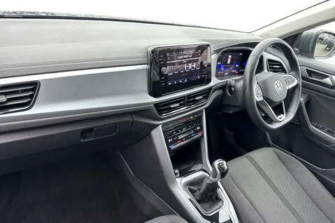 VO72OJV Volkswagen T-Roc 1.0 TSI Life Euro 6 (s/s) 5dr Thumbnail #14