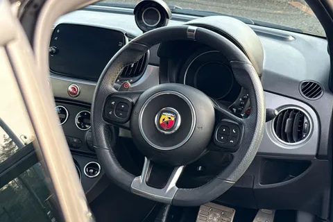 CE72NTN Abarth 595 1.4 T-Jet Turismo Auto Euro 6 3dr Thumbnail #31