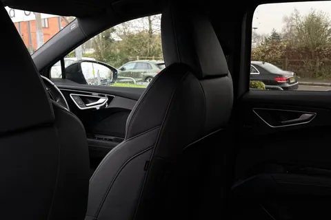 BP73HLO Audi Q4 e-tron Q4  (S) Black Edition 45 e-tron  210,00 kW Thumbnail #29