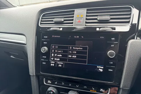 VE67LXM Volkswagen Golf 2.0 TDI GTD Euro 6 (s/s) 5dr Thumbnail #30