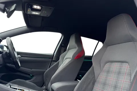 CX70OOE Volkswagen Golf 2.0 TSI GTI DSG Euro 6 (s/s) 5dr Thumbnail #16