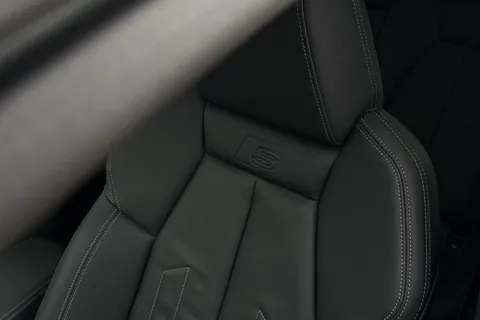 BP73HLO Audi Q4 e-tron Q4  (S) Black Edition 45 e-tron  210,00 kW Thumbnail #30