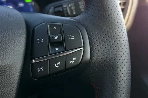 PJ24WXW Ford Kuga 2.5 PHEV ST-Line X Edition 5dr CVT Thumbnail #35