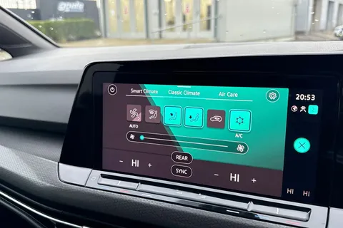 CX70OOE Volkswagen Golf 2.0 TSI GTI DSG Euro 6 (s/s) 5dr Thumbnail #22