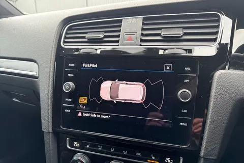 VE67LXM Volkswagen Golf 2.0 TDI GTD Euro 6 (s/s) 5dr Thumbnail #37