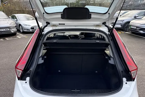 CE21BZU MG Mg3 1.5 VTi-TECH Exclusive Nav Euro 6 (s/s) 5dr Thumbnail #9