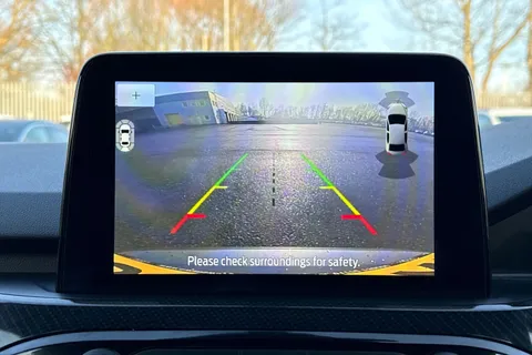 PJ24WXW Ford Kuga 2.5 PHEV ST-Line X Edition 5dr CVT Thumbnail #39