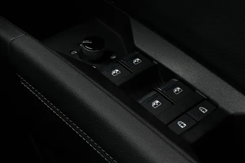 BP73HLO Audi Q4 e-tron Q4  (S) Black Edition 45 e-tron  210,00 kW Thumbnail #38