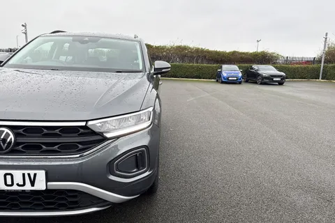 VO72OJV Volkswagen T-Roc 1.0 TSI Life Euro 6 (s/s) 5dr Thumbnail #25