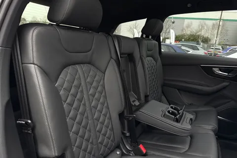Audi SQ7 4.0 TFSI V8 Black Edition Tiptronic quattro Euro 6 (s/s) 5dr Thumbnail #42
