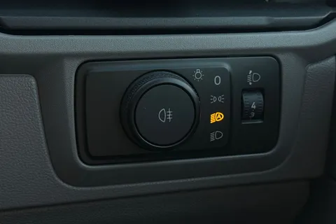 DA75SCV Volkswagen Transporter T28 Panel Van Commerce Plus SWB 110 PS 2.0 TDI 6sp Manual -  Camper Spec Thumbnail #41