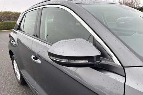 VO72OJV Volkswagen T-Roc 1.0 TSI Life Euro 6 (s/s) 5dr Thumbnail #27