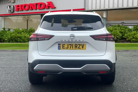 EJ71RZV Nissan Qashqai 1.3 DiG-T MH 158 N-Connecta 5dr Xtronic Thumbnail #6