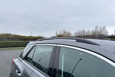 VO72OJV Volkswagen T-Roc 1.0 TSI Life Euro 6 (s/s) 5dr Thumbnail #28