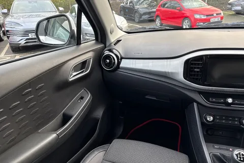 CE21BZU MG Mg3 1.5 VTi-TECH Exclusive Nav Euro 6 (s/s) 5dr Thumbnail #14