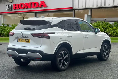 EJ71RZV Nissan Qashqai 1.3 DiG-T MH 158 N-Connecta 5dr Xtronic Thumbnail #8