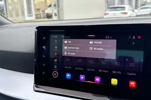 NL22ZJY SEAT Arona 1.5 TSI FR Sport DSG Euro 6 (s/s) 5dr Thumbnail #44