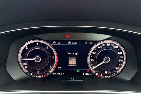 DC68CSY Volkswagen Tiguan 2.0 TDI SEL DSG Euro 6 (s/s) 5dr Thumbnail #45