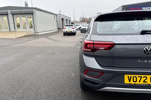 VO72OJV Volkswagen T-Roc 1.0 TSI Life Euro 6 (s/s) 5dr Thumbnail #31