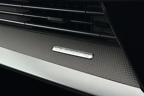 DT25RNA Audi RS 3 RS 3 Sportback Carbon Black   400 PS S tronic Thumbnail #51