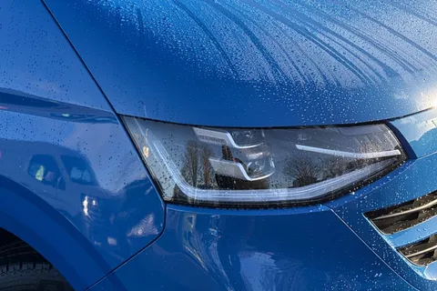 MF75FGX Volkswagen Transporter T32 Panel Van Commerce Pro SWB 150 PS 2.0 TDI 8sp Automatic 4MOTION Thumbnail #16