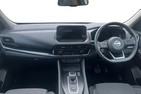 EJ71RZV Nissan Qashqai 1.3 DiG-T MH 158 N-Connecta 5dr Xtronic Thumbnail #17