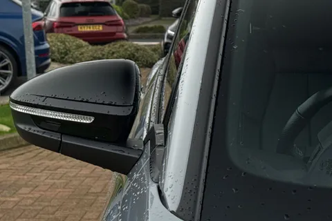 BP73HLO Audi Q4 e-tron Q4  (S) Black Edition 45 e-tron  210,00 kW Thumbnail #53