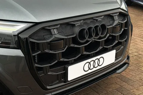  Audi Q7 SQ7 TFSI Quattro 507 Black Ed 5dr Tiptronic Thumbnail #56
