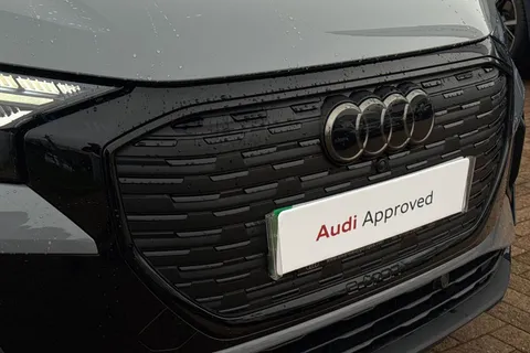 BP73HLO Audi Q4 e-tron Q4  (S) Black Edition 45 e-tron  210,00 kW Thumbnail #55