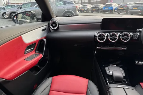 KN22NLC Mercedes-Benz Cla Class 2.0 CLA250 AMG Line (Premium Plus 2) Coupe 7G-DCT Euro 6 (s/s) 4dr Thumbnail #20